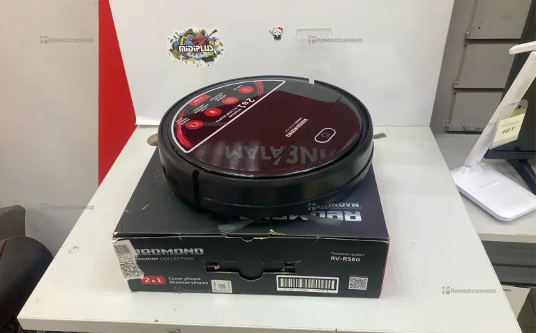 Пылесос  REDMOND RV-R560