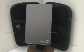 Купить Жесткий диск  seagate 1tb внешний б/у , в Санкт-Петербург Цена:4490рублей