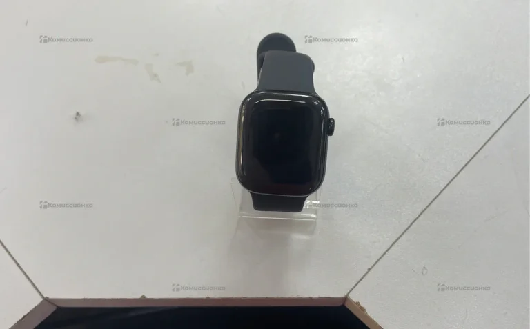 Часы Apple Watch 11