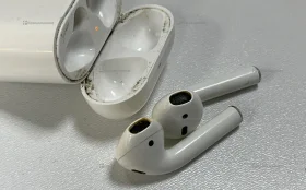 Купить Наушники Apple Airpods 2 б/у , в Санкт-Петербург Цена:590рублей