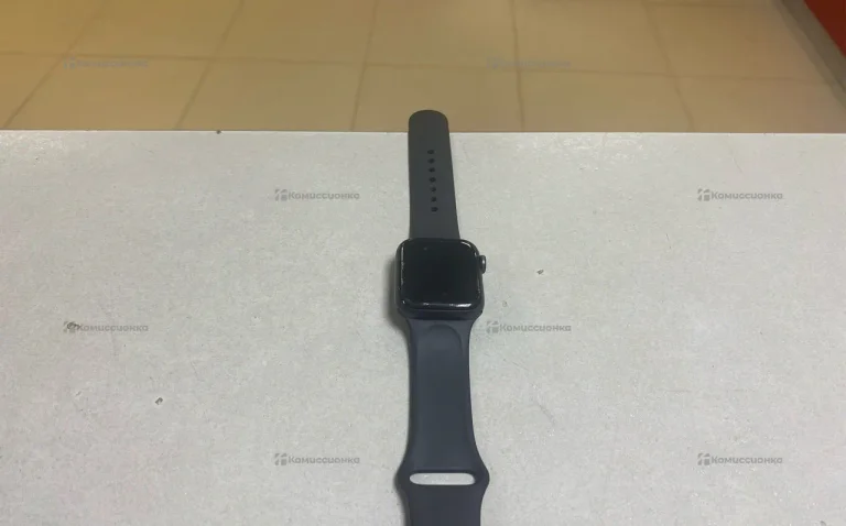 Часы Apple Watch SE 40mm