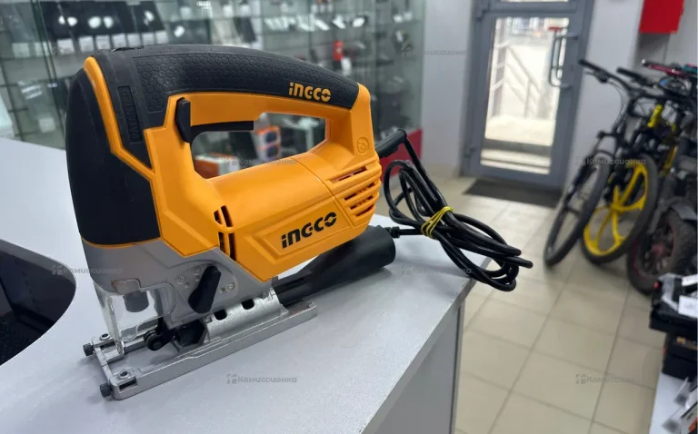 Лобзик INGCO JS80028