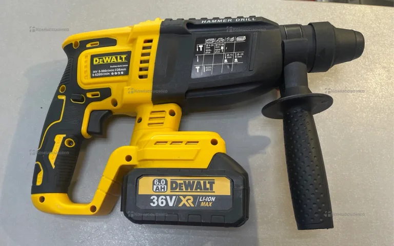 Перфоратор Dewalt реплика АКБ