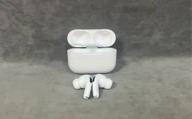 Купить AirPods 2 б/у , в Тюмень Цена:3500рублей