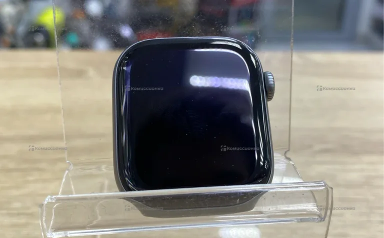 Часы  Apple Watch 11 42mm