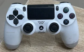 Купить геймпад на PS 4 б/у , в Москва и область Цена:790рублей