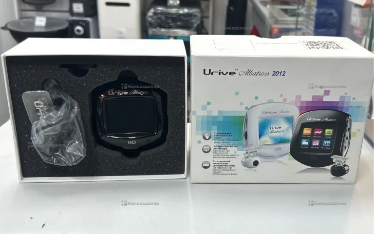 Автомобильный видеорегистратор Urive albatross MD