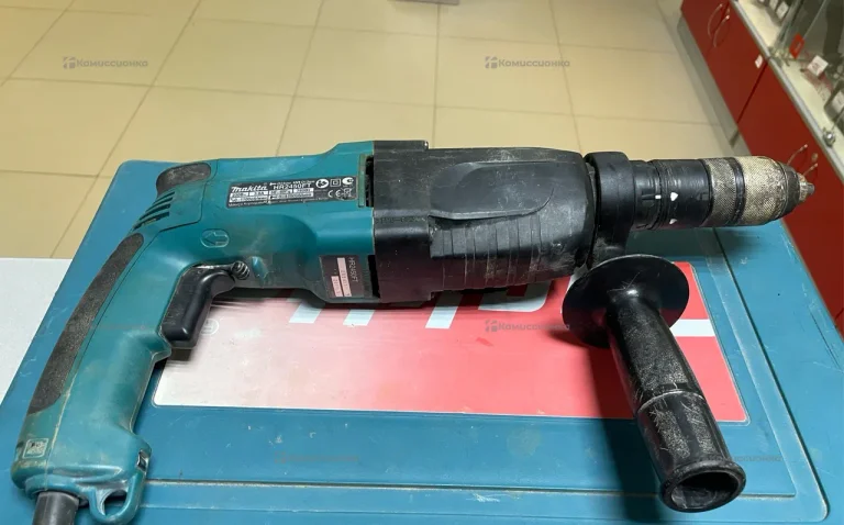 Перфоратор-дрель Makita HR24S0FT