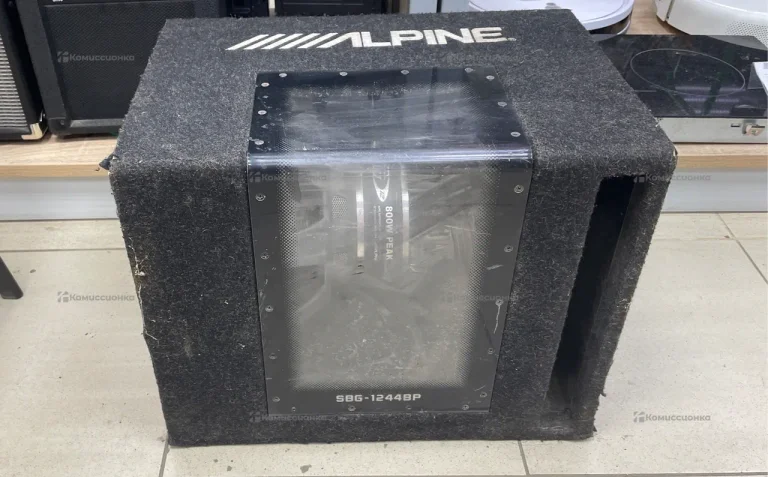 Сабвуфер Alpine 800w