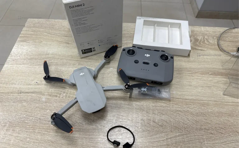 Квадрокоптер DJI Mini 2