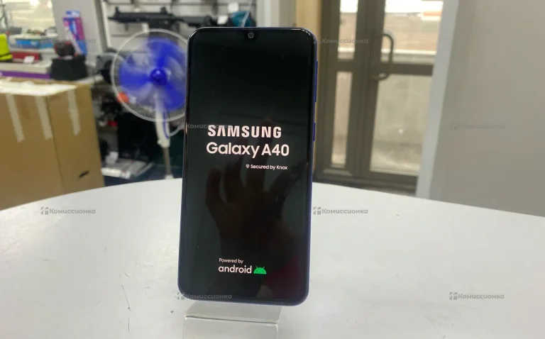 Samsung Galaxy A40 2/64 ГБ