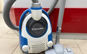 Купить Пылесос Electrolux ZAC6705 б/у , в Сызрань Цена:1990рублей
