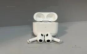 Купить Наушники  Apple AirPods 3 б/у , в Тюмень Цена:4990рублей