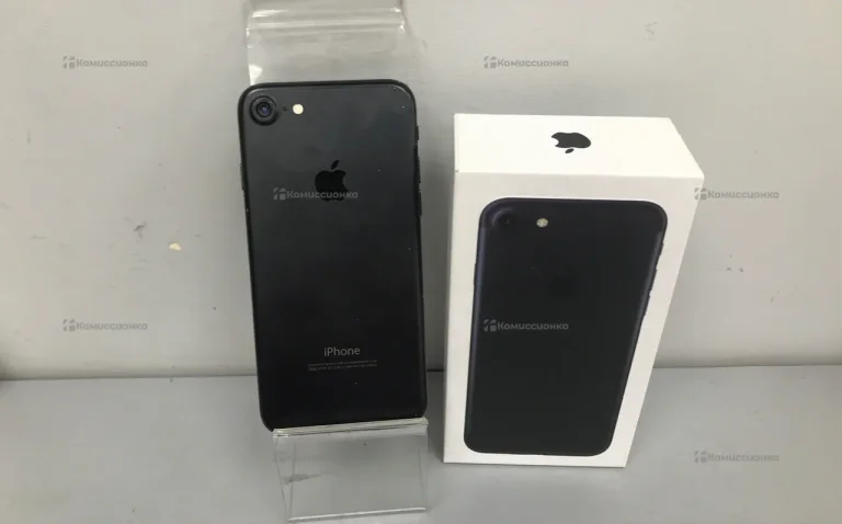 Apple iPhone 7 2/128 ГБ