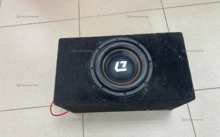 Сабвуфер D 10